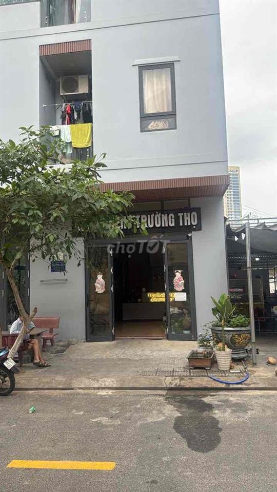 Bán nhà đất   ***