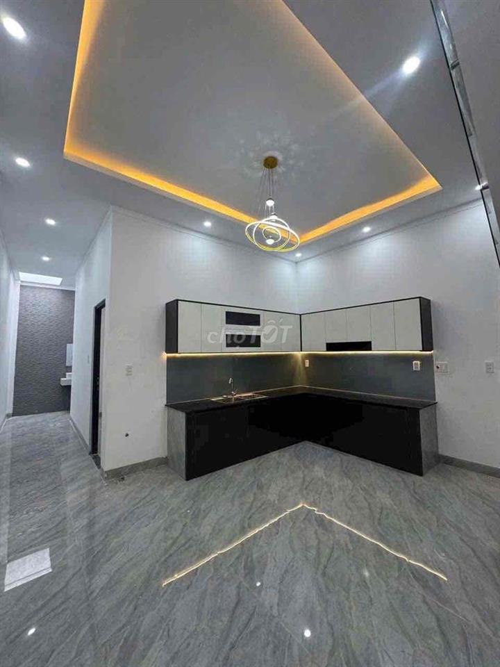 CHỦ NGỘP CẦN BÁN NHANH NHÀ TRỆT LẦU GẦN BỆNH VIỆN DA LIỄU