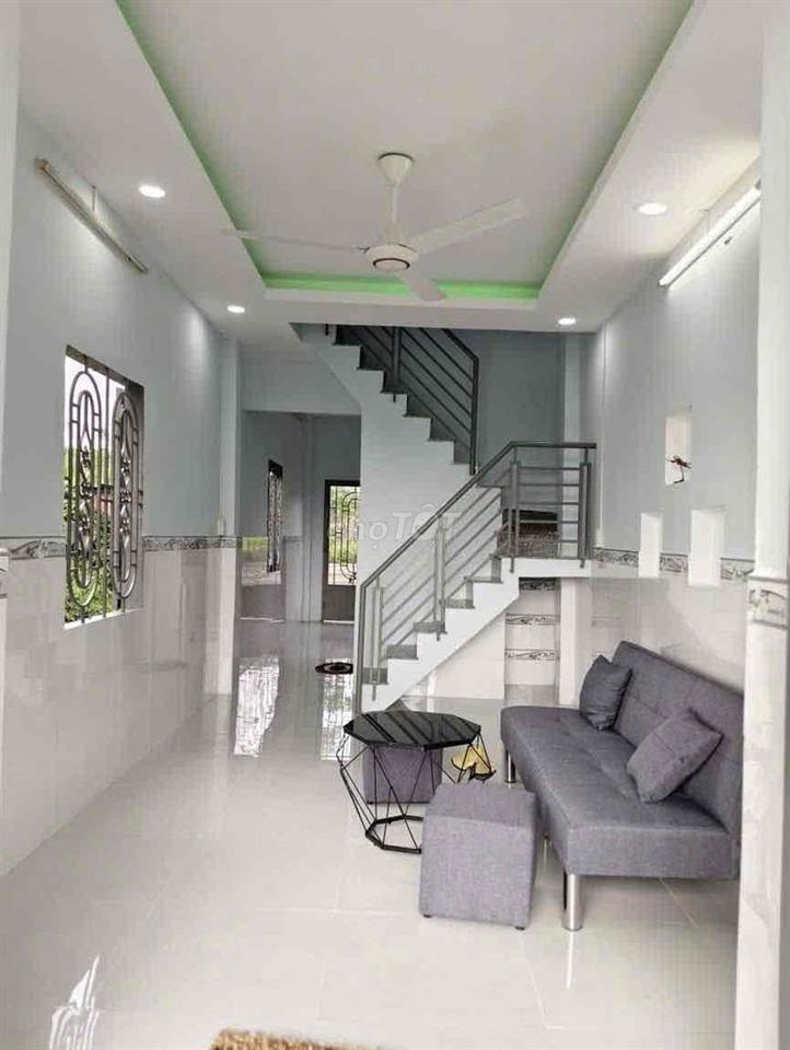 Nhà bán 880 triệu