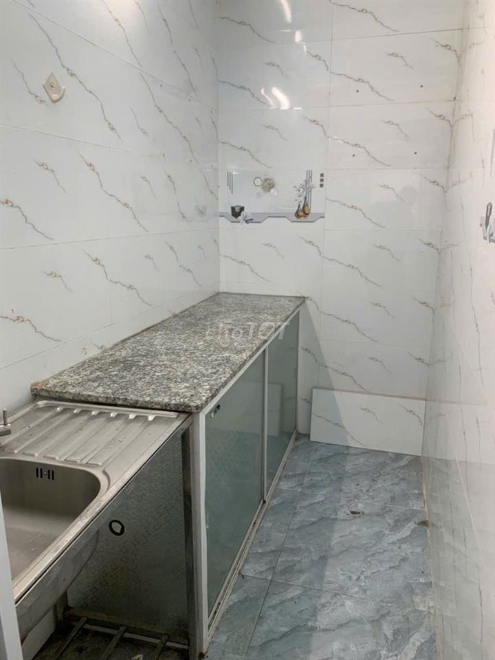 Cho thuê nhà mặt tiền mặt phố khu dân cư đông