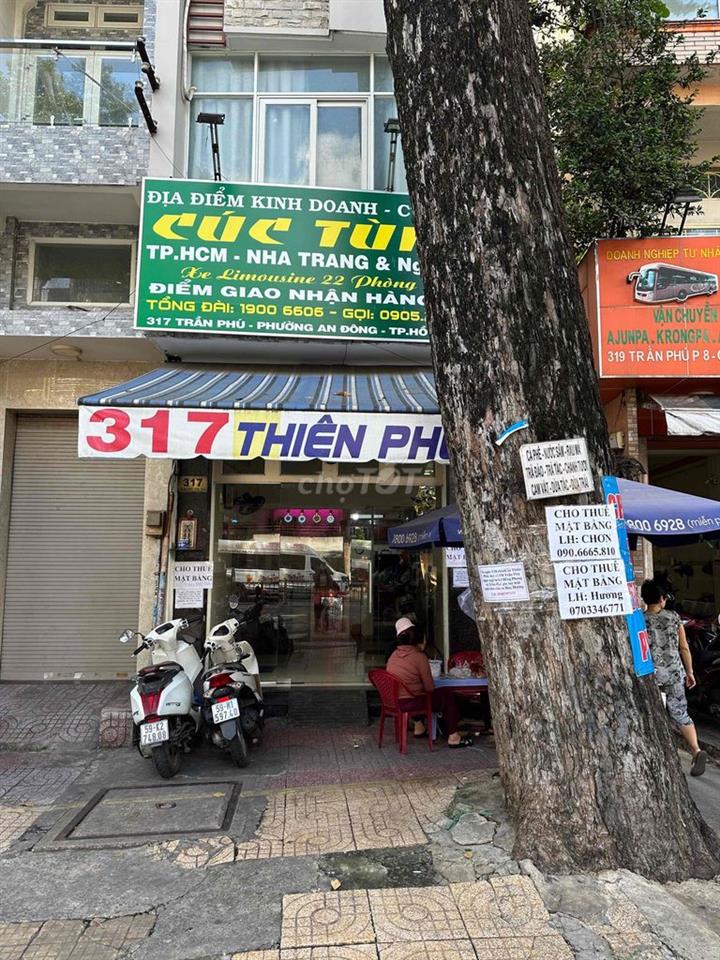 MẶT TIỀN TRUNG TÂM HCM
