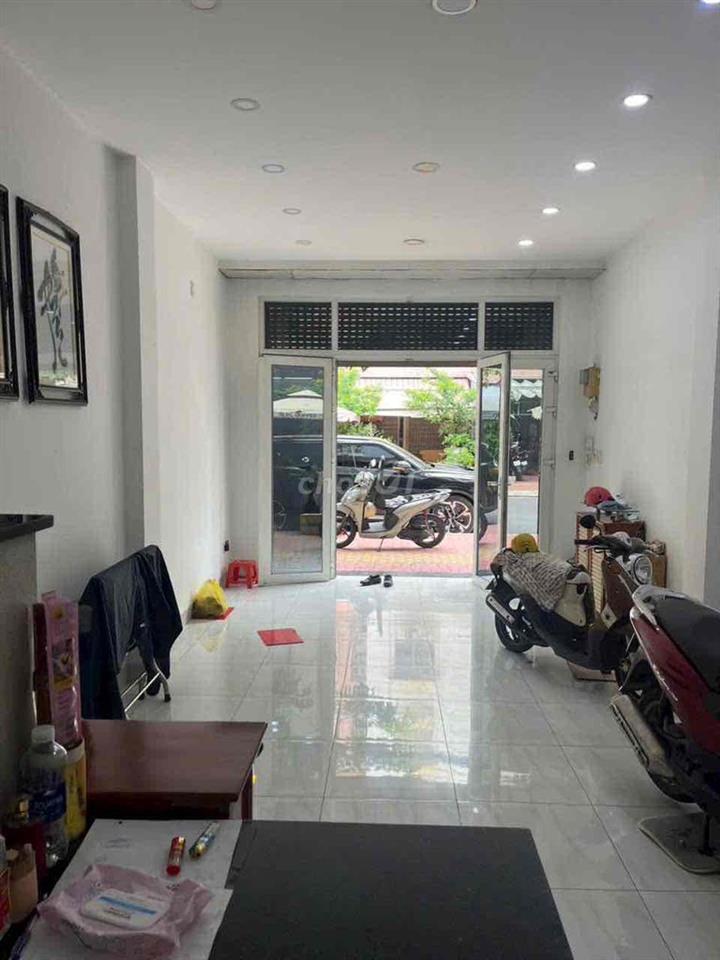 Bán Nhà mặt Tiền Phạm Thị Tánh p4 quận8 nhà đẹp giá tốt