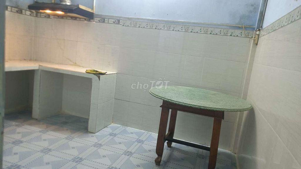 Cần cho thuê nhà 5x12m