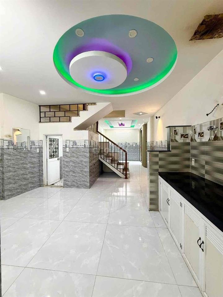 🔥CHỈ NHỈNH 3Ty CÓ NHÀ 4 TẦNG KIỆT HOÀNG DIỆU KIÊN CỐ