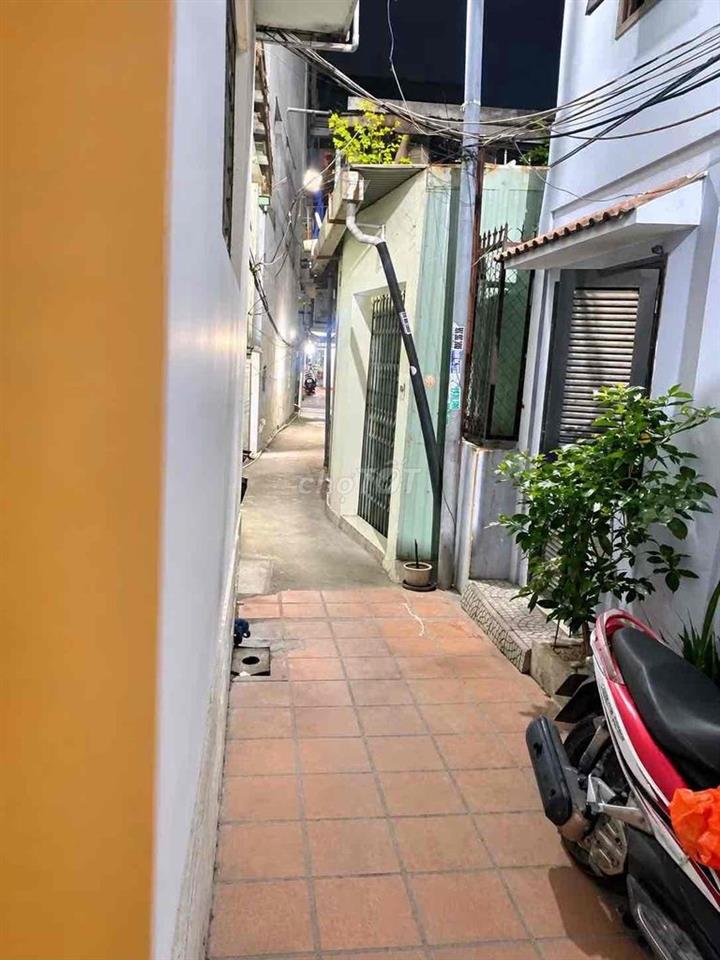 🔥NHÀ 2 TẦNG 2 MẶT KIỆT SAU LƯNG MẶT TIỀN HẢI SƠN