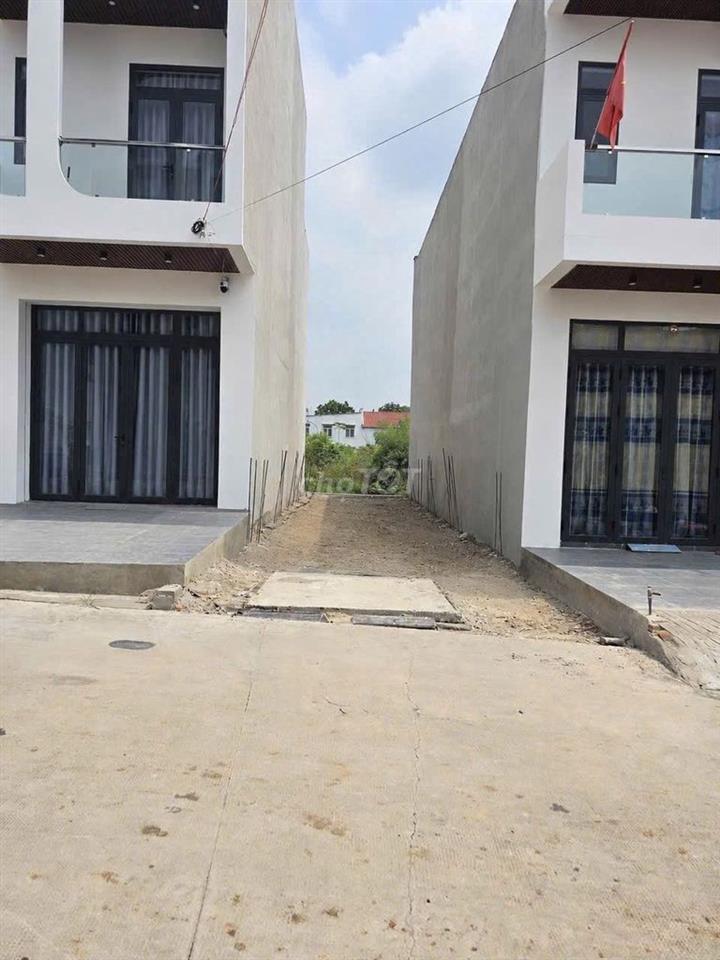 Bán gấp đất Kdcnhà liền kề 1tỷ6-120m2-sát bv Hoàn Mỹ&Ubnd p.Chánh Hiệp
