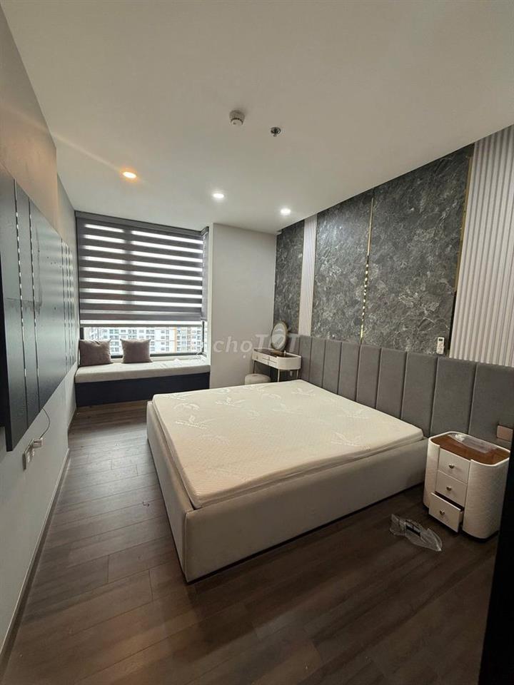 Cho thuê căn hộ 2PN 2WC 77m2 Bình Thạnh vị trí vàng cửa ngõ Q1 
