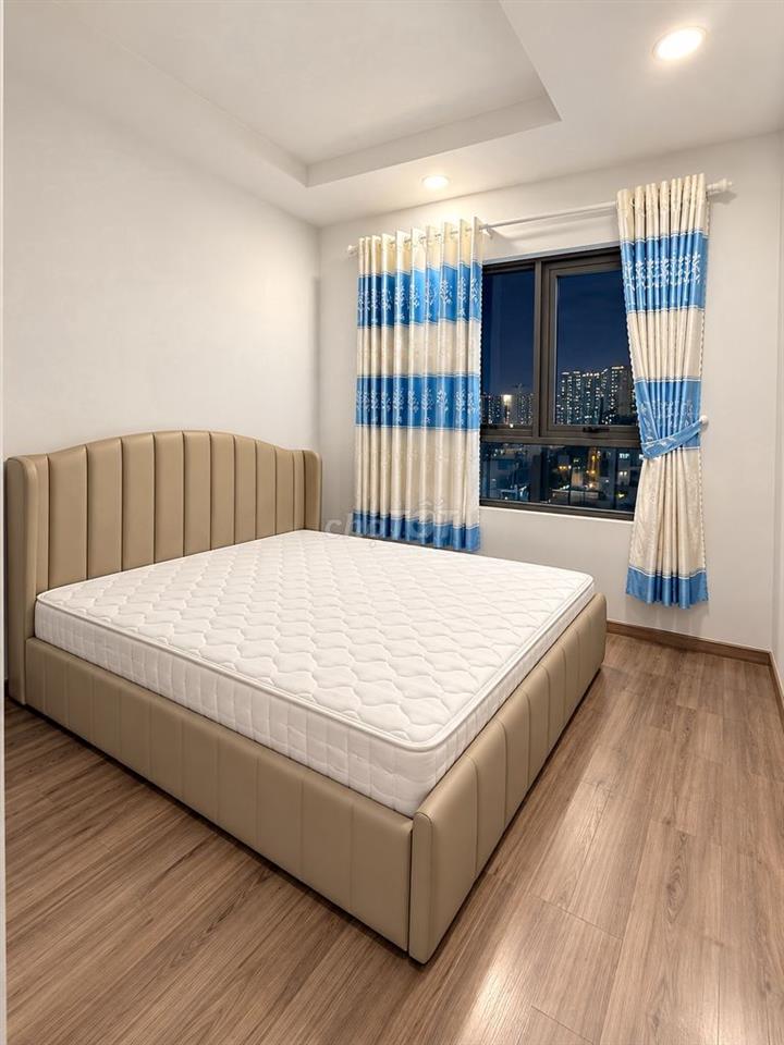 Bán căn hộ Pegasuite 2 sổ hồng sẵn giá 3,3 tỷ view Q1 pháo hoa