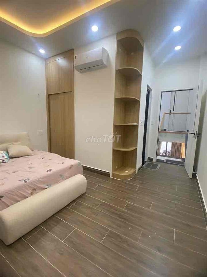 BÁN NHANH NHÀ TÂM HUYẾT HẺM OTO TRẦN QUANG KHẢI, QUẬN 1. GIÁ 7,12 Tỷ/