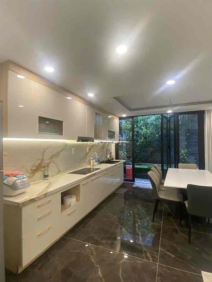 BÁN NHANH NHÀ TÂM HUYẾT HẺM OTO TRẦN QUANG KHẢI, QUẬN 1. GIÁ 7,12 Tỷ/