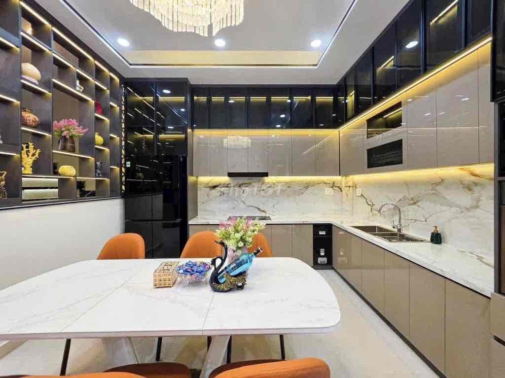 Nhà Hẻm Xe Hơi Cần Bán Đường Cao Đạt, Quận 5. Giá Tốt 5Tỷ720/5x15-75m2