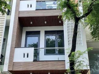 RA GẤP CON HÀNG NGAY HOÀNG SA, QUẬN 3. GIÁ TỐT 5,77Tỷ/4,5x14,8m-66,6m2