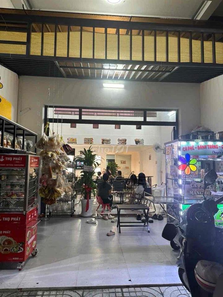 cho thuê mb và lầu 1