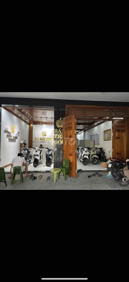 Cho thuê mặt bằng ngang 70m vuông ngang 12 có chổ để xe rộng rãi