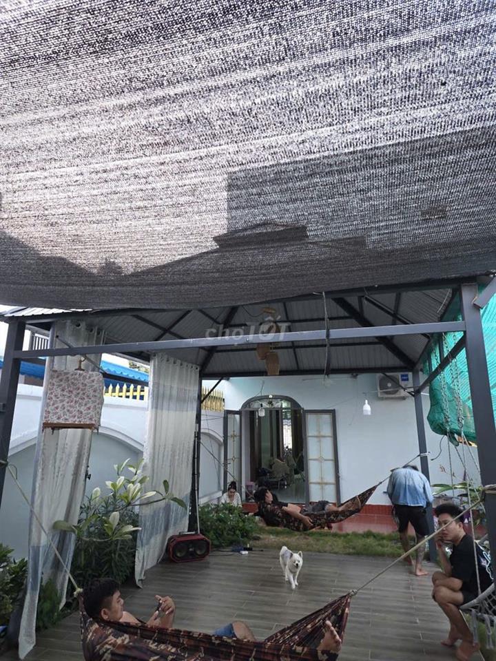 BÁN GẤP NHÀ SÂN VƯỜN 300M2 FULL THỔ CƯ, NHÀ ĐÃ HOÀN CÔNG