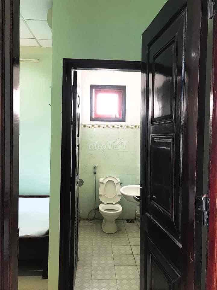 CHO THUÊ PHÒNG TRỌ ĐƯỜNG NGÔ QUYỀN - BMT