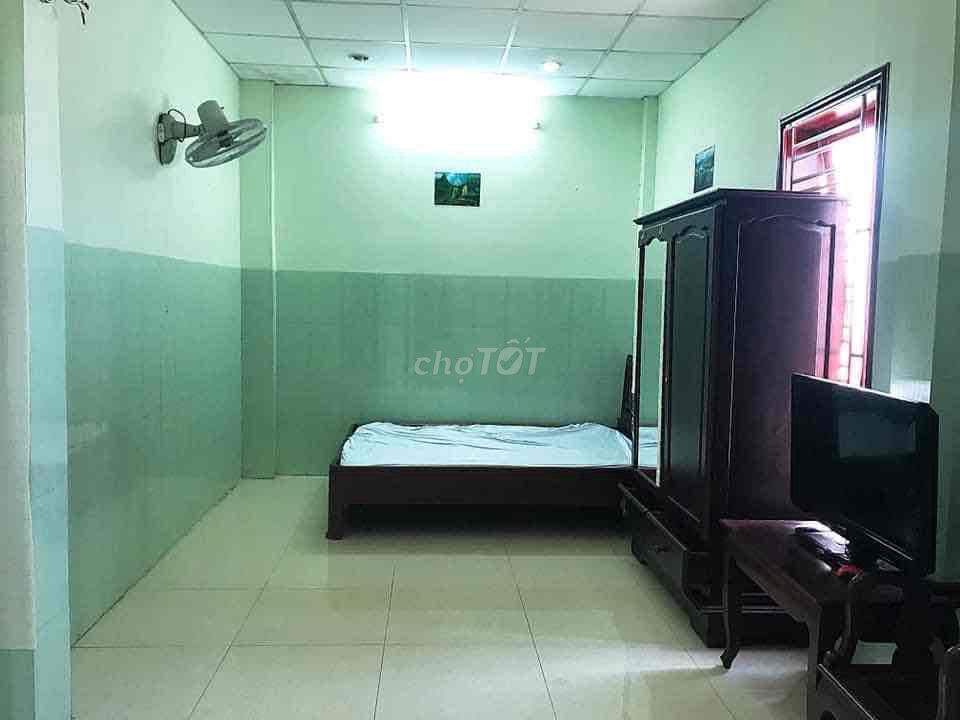 CHO THUÊ PHÒNG TRỌ ĐƯỜNG NGÔ QUYỀN - BMT