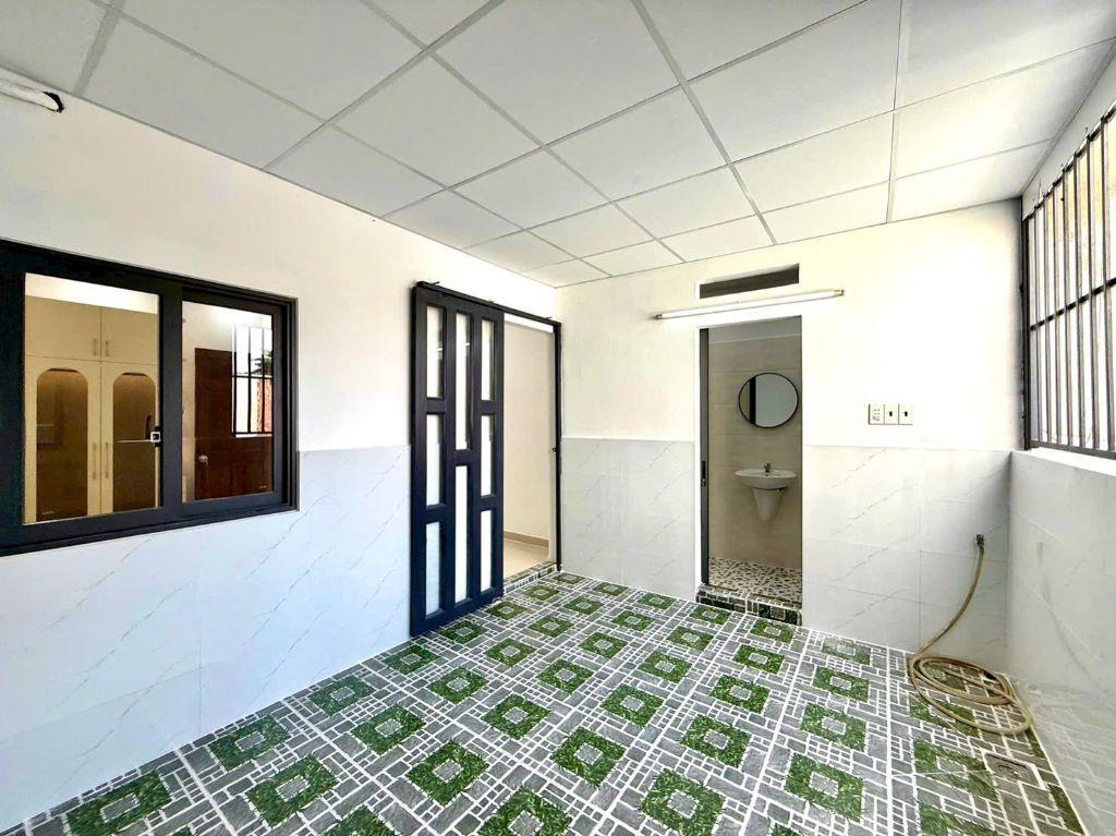 (HIẾM)Bán nhà 3 tầng, 2 mặt tiền, 3 bước ra Huỳnh Tấn Phát, nở hậu 5 x 12, ở hay KD buôn bán đều ổn, giá 5 tỷ