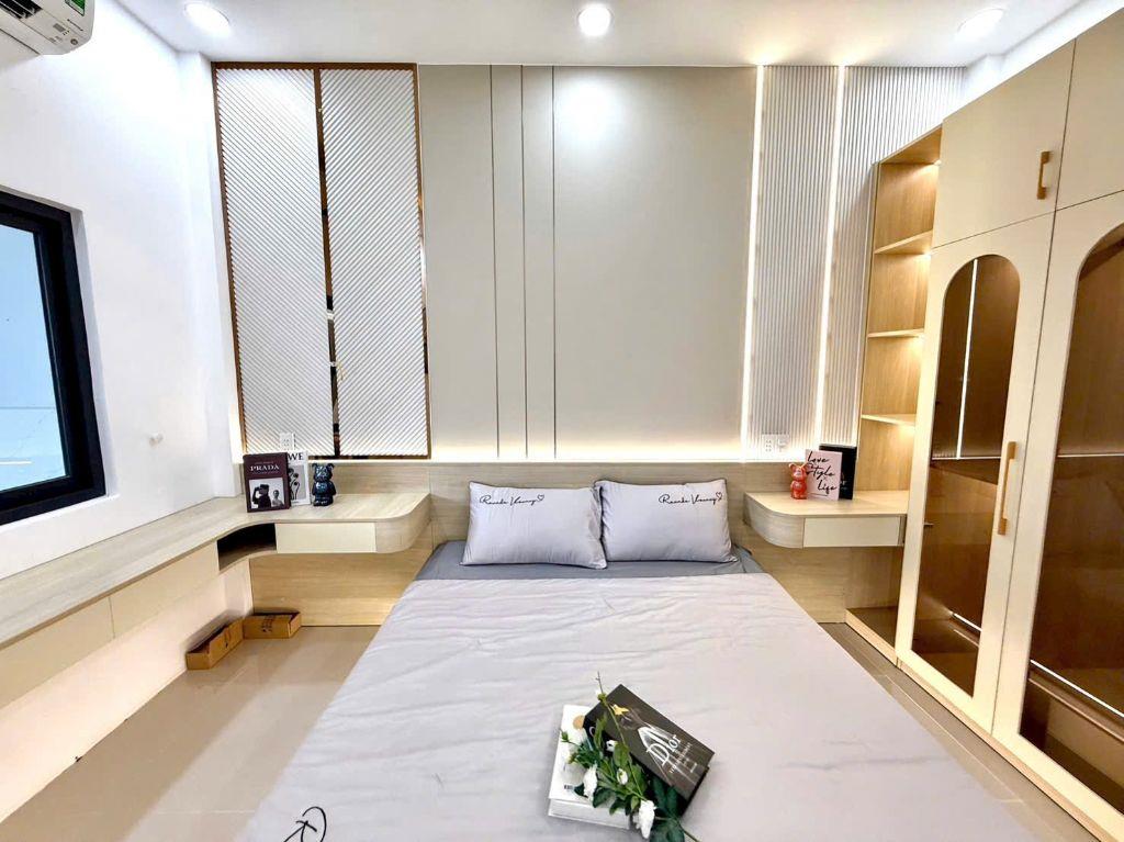 (HIẾM)Bán nhà 3 tầng, 2 mặt tiền, 3 bước ra Huỳnh Tấn Phát, nở hậu 5 x 12, ở hay KD buôn bán đều ổn, giá 5 tỷ