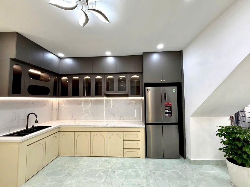 (HIẾM)Bán nhà 3 tầng, 2 mặt tiền, 3 bước ra Huỳnh Tấn Phát, nở hậu 5 x 12, ở hay KD buôn bán đều ổn, giá 5 tỷ