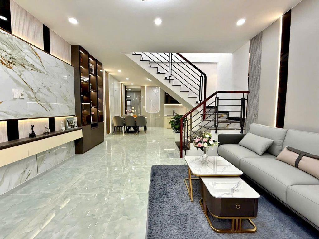 (HIẾM)Bán nhà 3 tầng, 2 mặt tiền, 3 bước ra Huỳnh Tấn Phát, nở hậu 5 x 12, ở hay KD buôn bán đều ổn, giá 5 tỷ