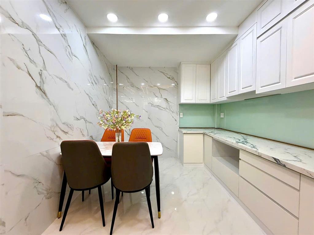 Bán nhà Huỳnh Tấn Phát ngang 4m, nhà mới xây 1T1L, trung tâm Q7, giá 2,9 tỷ