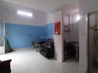 nhà ko ở đang cho thuê cần bán
