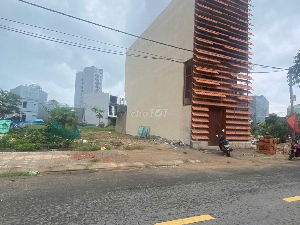 Đất cách biển mân thái 50 m đường 7m5 được xây 9 tầng  giá chỉ 12 tỷ x