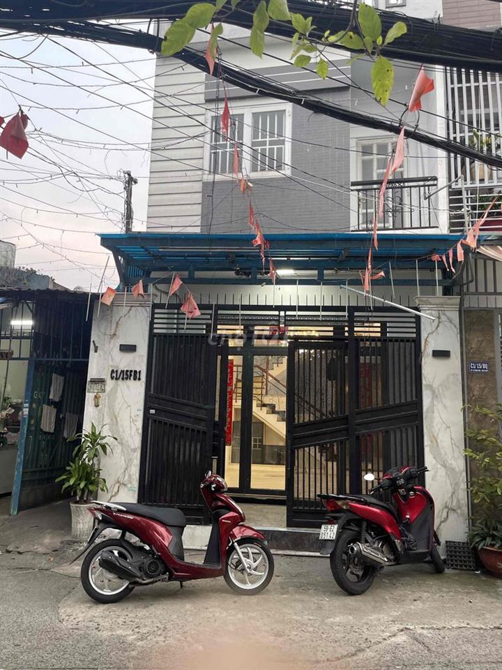 Nhà mặt tiền xe hơi