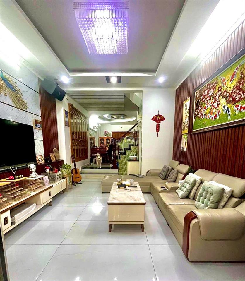 Cần bán nhà phố 1 trệt 3 lầu hẻm xe hơi gò vấp