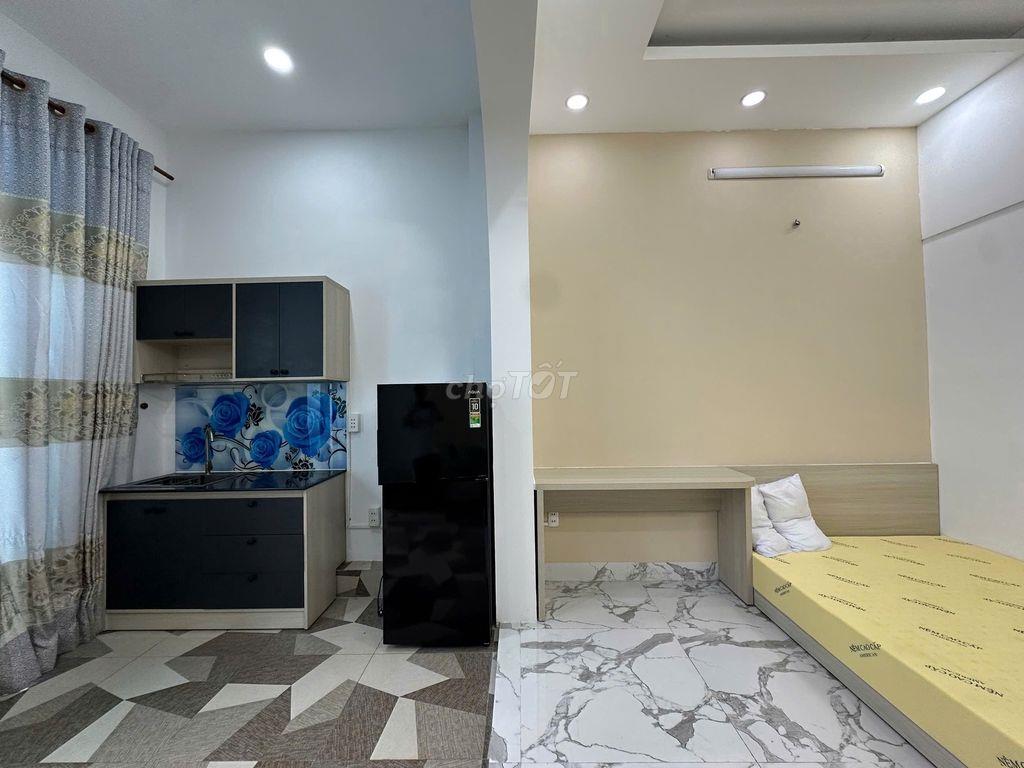 CAM KẾT HÌNH THẬT, GIÁ THẬT. CHDV phú nhuận (mới), thang máy