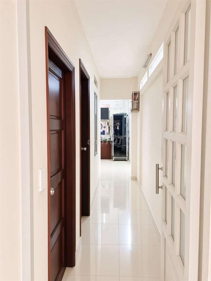 Chính chủ bán nhà diện tích lớn Hẻm 21 Trường Sơn cạnh T1 Tân Sơn Nhất