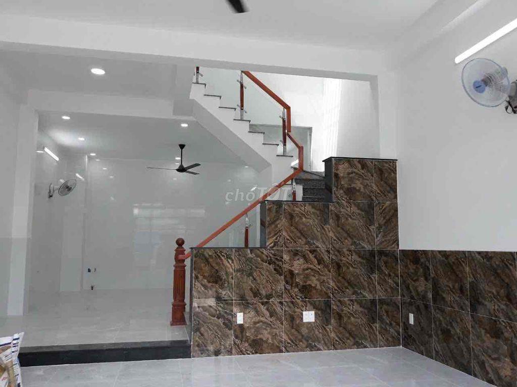 Cho thuê nhà nguyên căn đường 58, Phước Long A, Quận 9, HCM- trục đườn