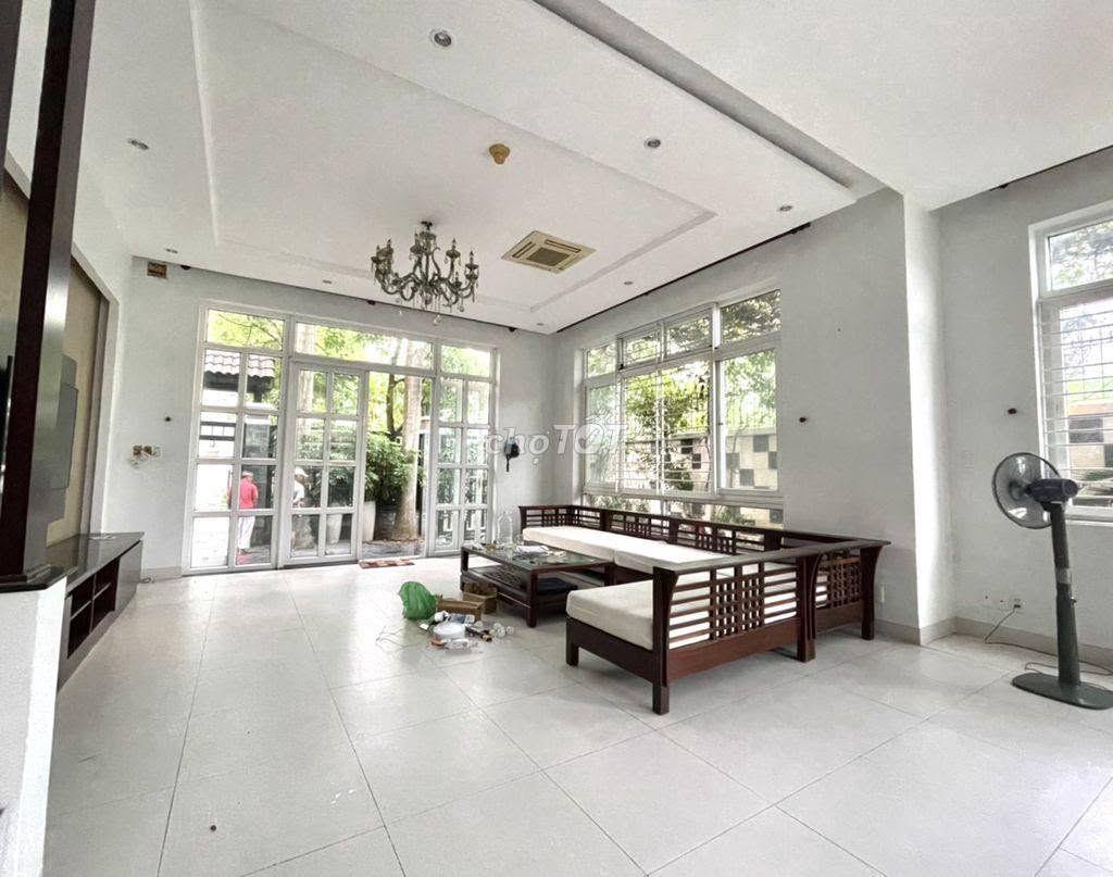 ✨ CĂN NÀY ĐÚNG KIỂU RỘNG RÃI MỚI ĐÃ | 10x20M – 5PN