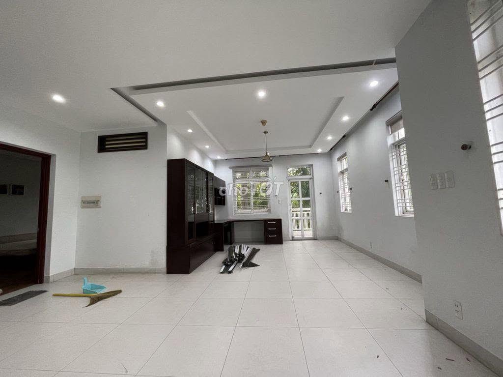 ✨ CĂN NÀY ĐÚNG KIỂU RỘNG RÃI MỚI ĐÃ | 10x20M – 5PN