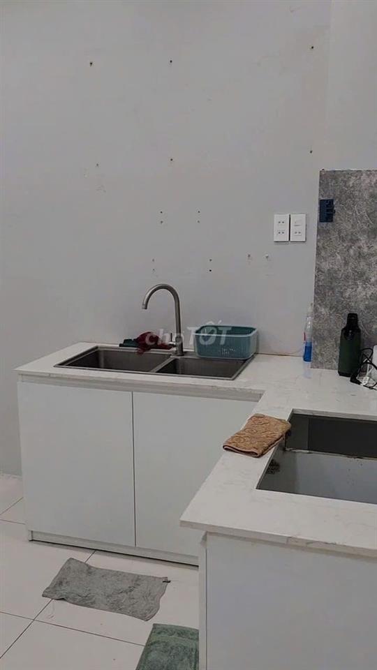 Định cư nn bán 1 căn 2 mặt tiền trục 30/4 gò đậu  nhà mới 2 căn L