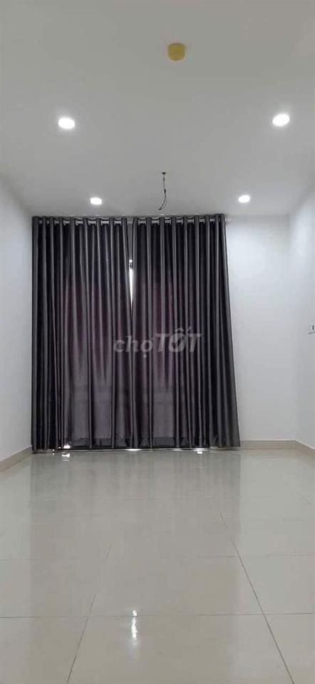 Chung cư Topaz Home Q12 cho thuê căn không nội thất giá chỉ 7tr5/tháng