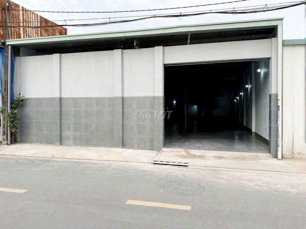 Kho Xưởng Mặt Tiền Đường Xe Tải 10 x 40m 1lửng