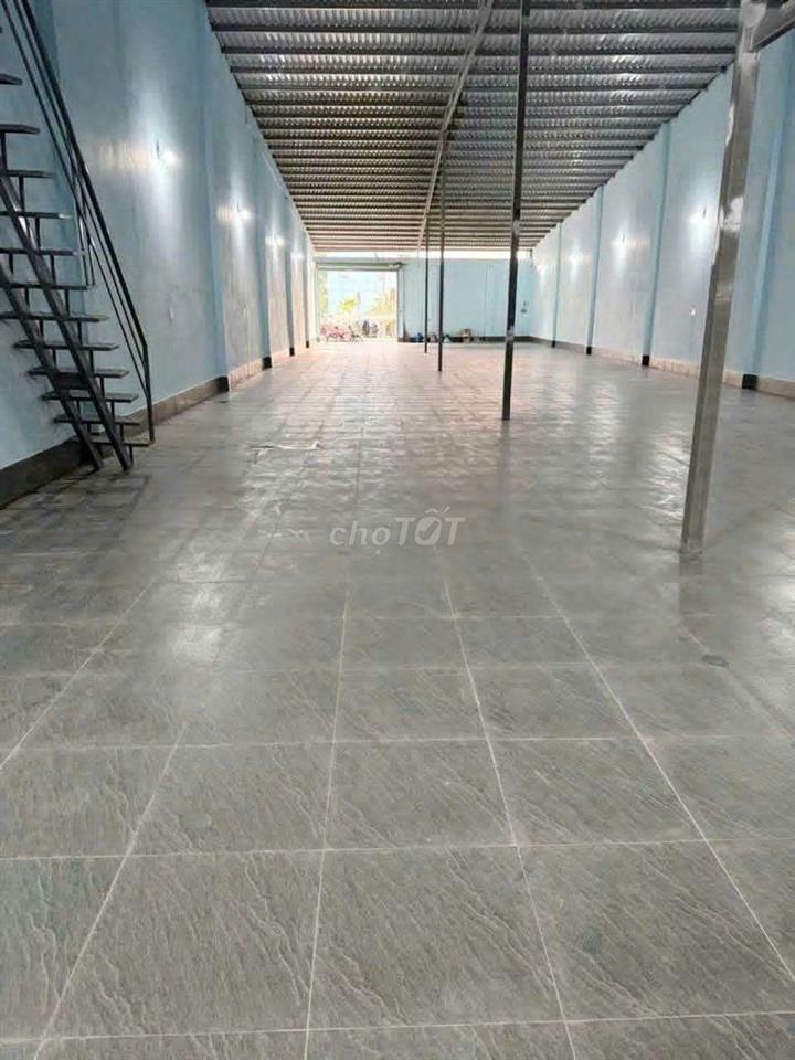 Kho Xưởng Mặt Tiền Đường Xe Tải 10 x 40m 1lửng