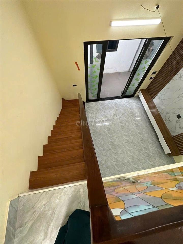 Cho thuê nhà ngõ 87 yên lộ. Cạnh công viên âm nhạc và đại học phenika