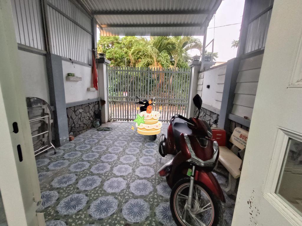 Bán nhà đất đầu tư