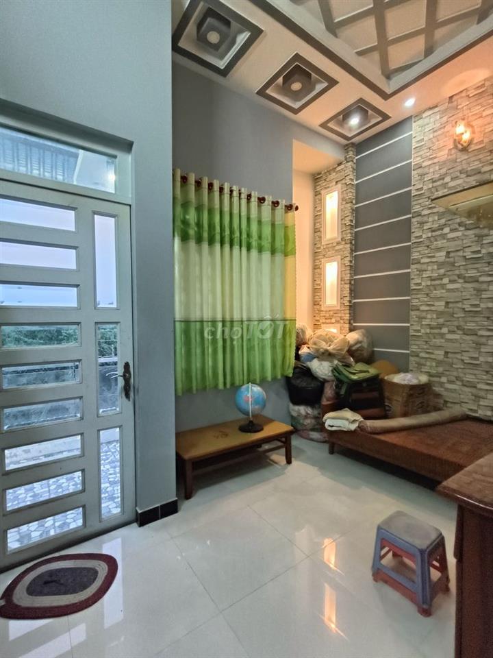 Bán nhà đất đầu tư