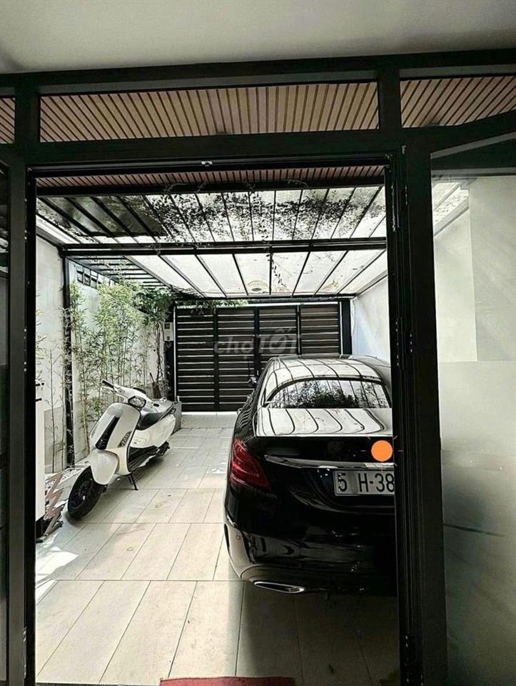 BÁN NHÀ KHU VIP DƯ SHRƠNG QUÃNG HÀM 68M HẺM XE HƠI THÔNG CÓ SÂN RỘNG