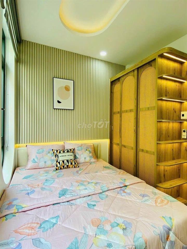 XINH LUNG LINH NGUYỄN THÁI SƠN 52M GẦN CHỢ GÒ VẤP HẺM 4M SỔ RIÊNG