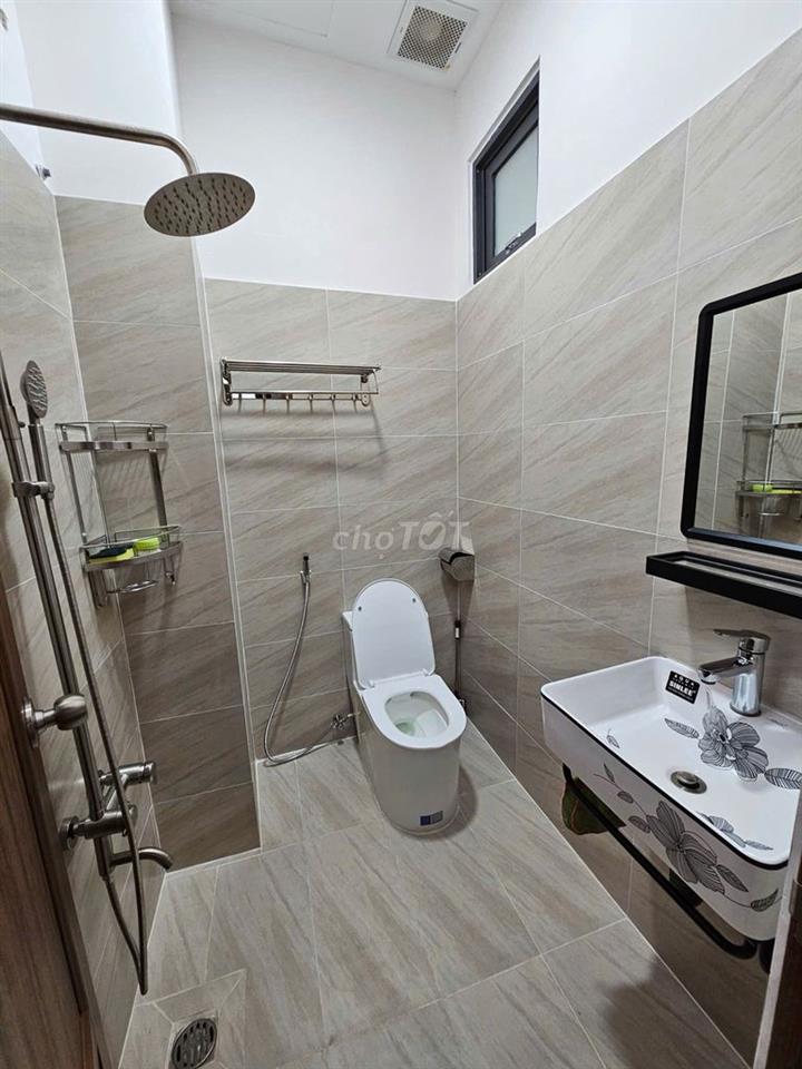 CHO THUÊ NHÀ NGUYÊN CĂN 1 TRỆT+3 LẦU - QUẬN 10