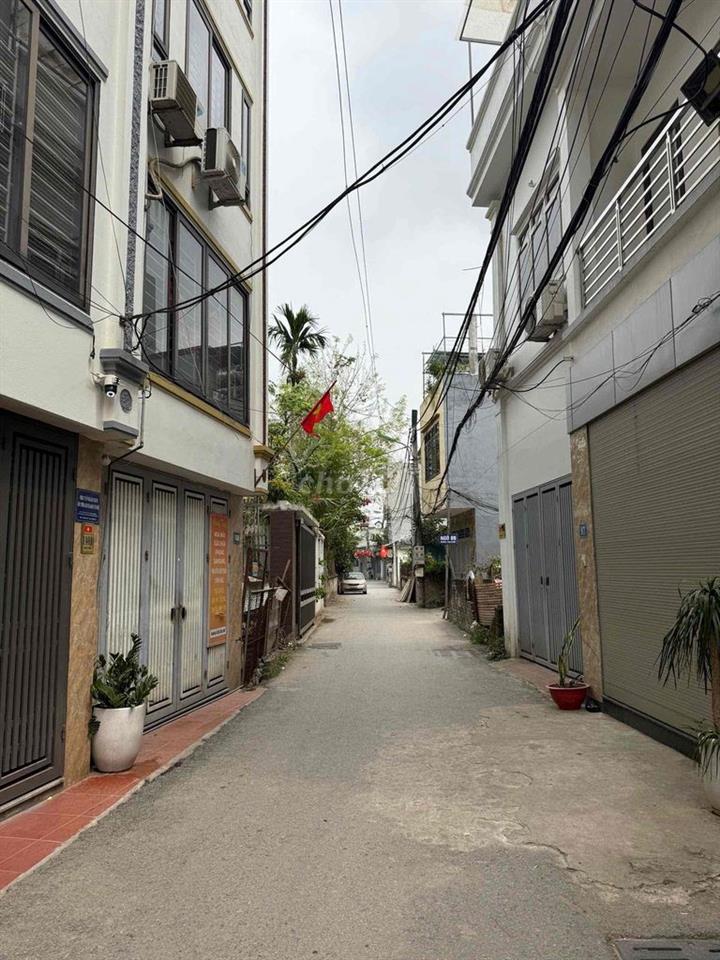 CHÍNH CHỦ CẦN BÁN NHÀ YÊN NGHĨA 4 TẦNG – DIỆN TÍCH 30M² – NHÀ MỚI ĐẸP