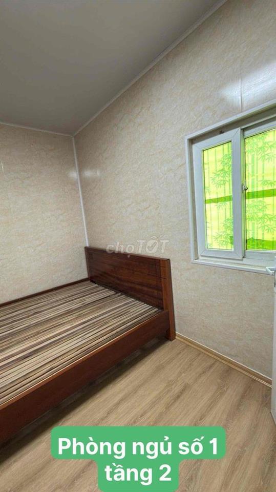 Chính chủ bán nhà 35m2 ô tô đỗ cửa , xem bắn pháo hoa trên ban công