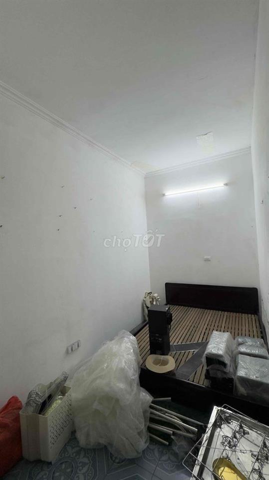 Cho thuê 2 phòng tại Hồ Đắc Di