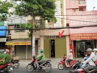 Cho thuê mặt bằng, vỉa hè kinh doanh