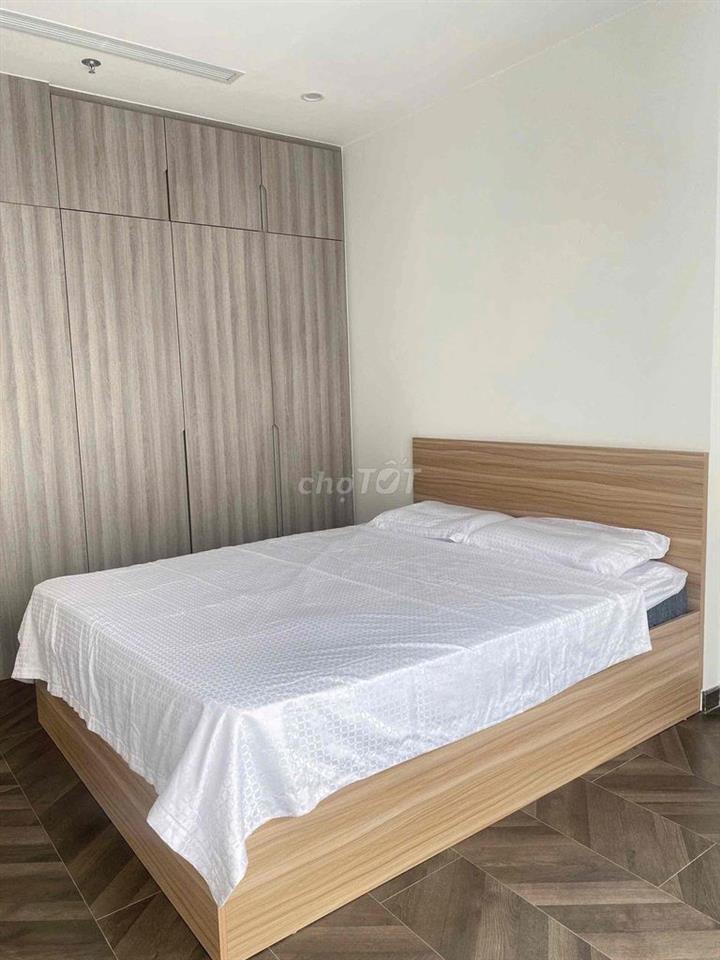 Cho thuê căn hộ OPUS1 2 phòng ngủ góc full nội thất mới nhà mới 100%